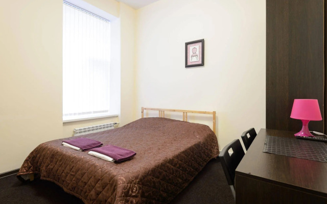 Меблированные комнаты SuperHostel на Суворовском пр 20 