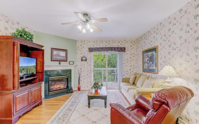 Whispering Pines II by Jackson Mountain Rentals