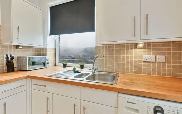 Chalk Cliff panoramic view apartment