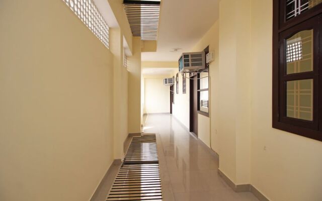 OYO 8927 US Executive Suites