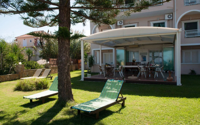 Stefania Apartments