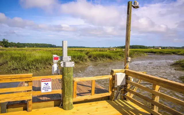 Riverfront Savannah Retreat w/ Private Dock!