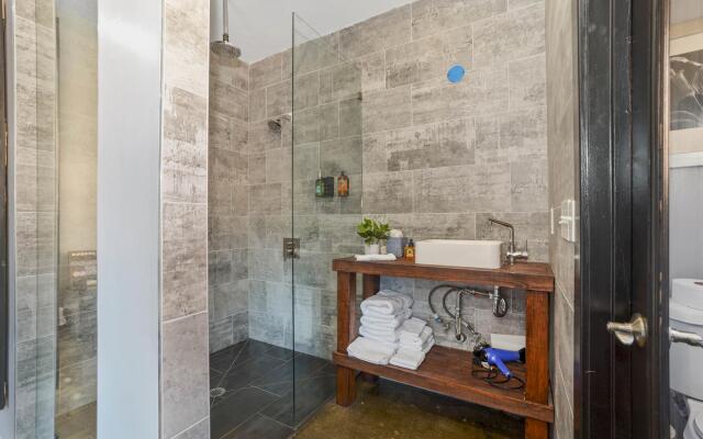 Magnificent En Suite Studio