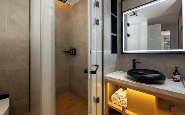 Holiday Inn Express Guangzhou Baiyun Airport T2 by IHG