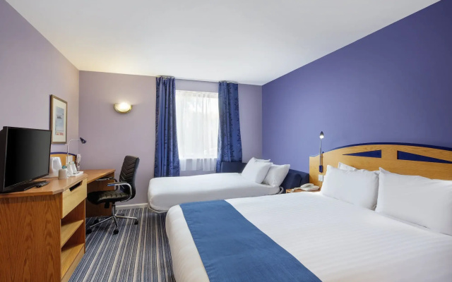 Holiday Inn Express Poole by IHG