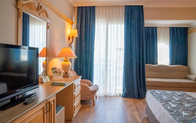 Grand Cettia Hotel