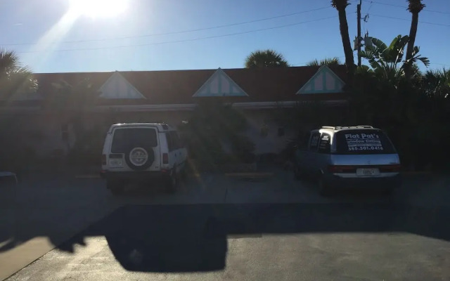 Travelers Inn