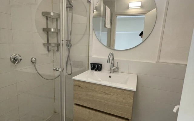 DeBlox living - Alhambra Apartments