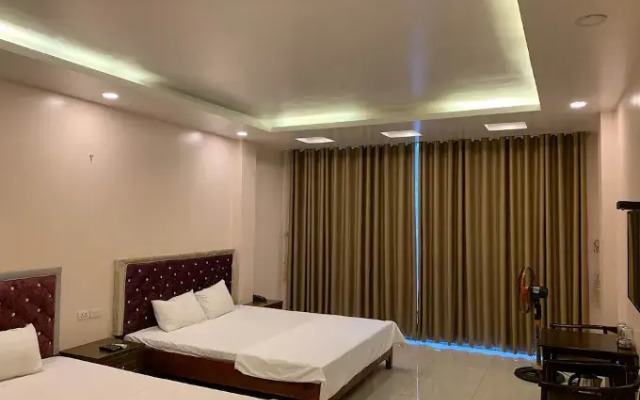 New World Hotel by OYO Rooms
