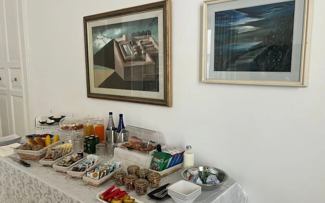 Vianna Suites & Spa