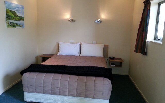 New Castle Motor Lodge