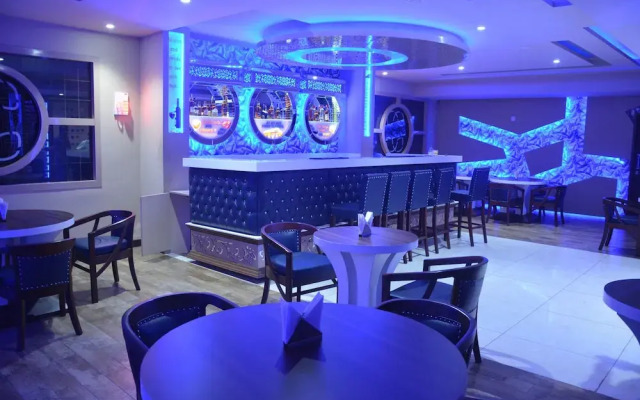 Hotel Ashish Continental