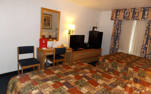 Norwood Inn and Suites - Roseville