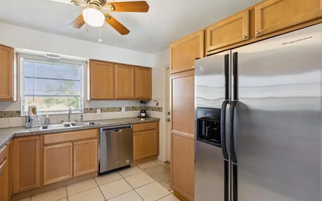 4880 N Banana River