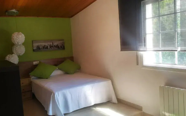 Villa elegante con piscina