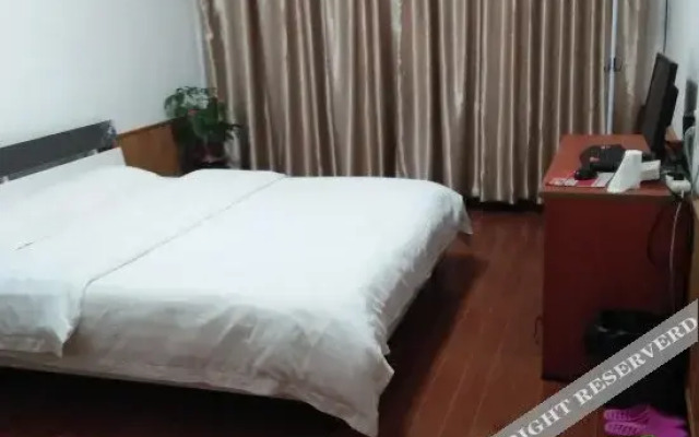 Yiren Danshen Apartment