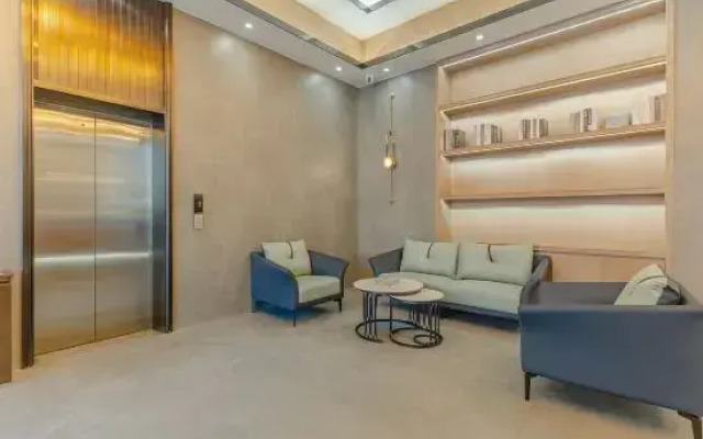 Taihe Jinji Hotel (North Bus Station)