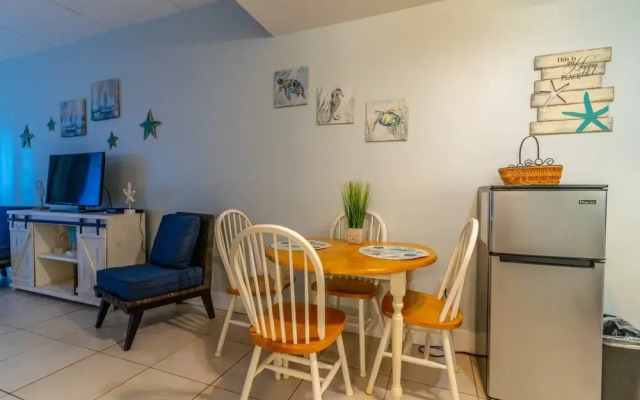 506 Little Harbor Inn