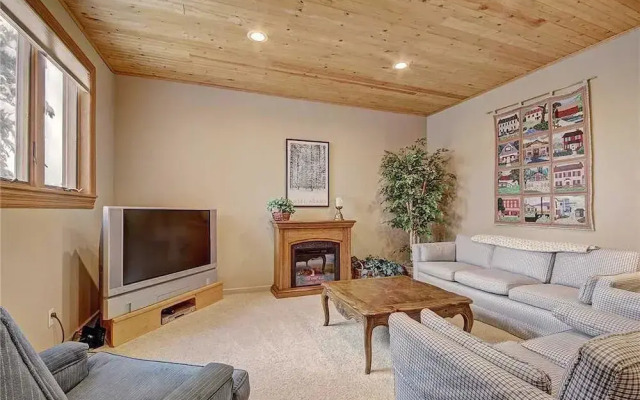 2542 Boreas Pass Private Home with Hot Tub