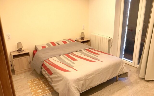 House With 4 Bedrooms in Puygaillard-de-quercy, With Furnished Garden and Wifi