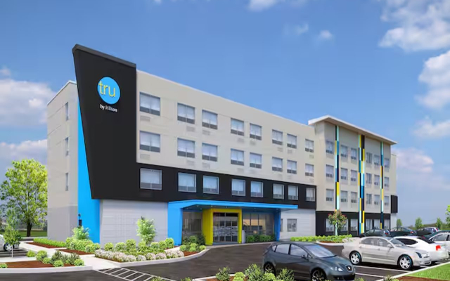 Tru by Hilton Milton