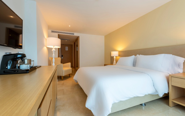 Radisson Cartagena Ocean Pavillion Hotel