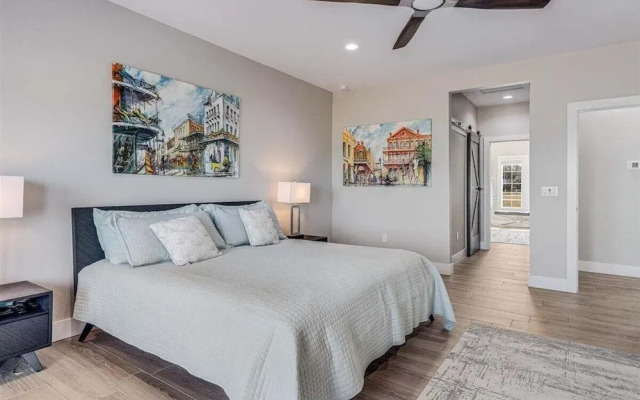 Tranquil Waters 8 Bedroom Home