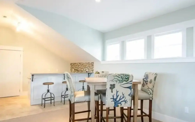 Bella Beach House