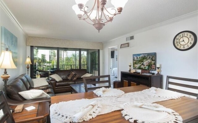 Grandview312 - Grandview 2 Bedroom Condo by Redawning