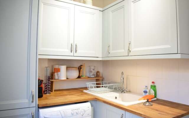 1 Bedroom Apartment Near Clapham