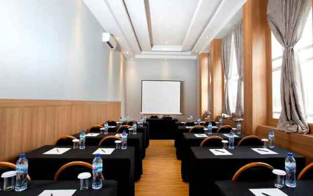 Hotel Omega Karawang
