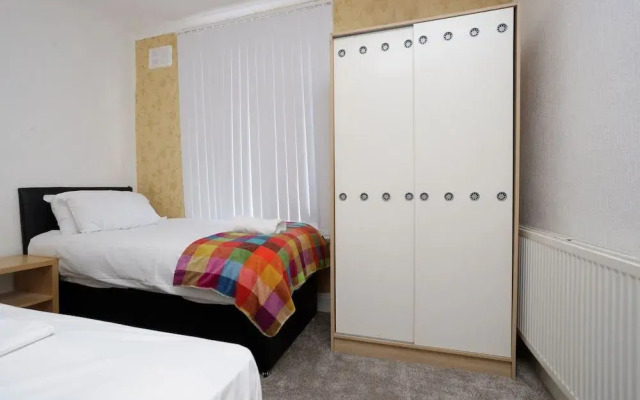 St James Apartment