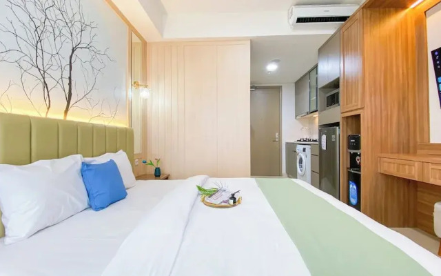 Simply Look Studio at Gold Coast Apartment