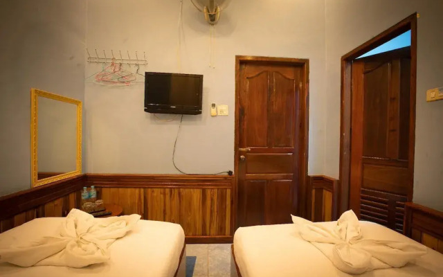 Salakphet Guesthouse