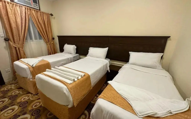 Owais Hotel