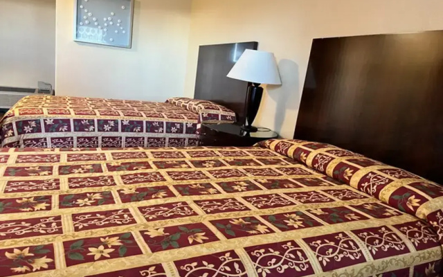 Curry’s Motel by OYO Saginaw MI