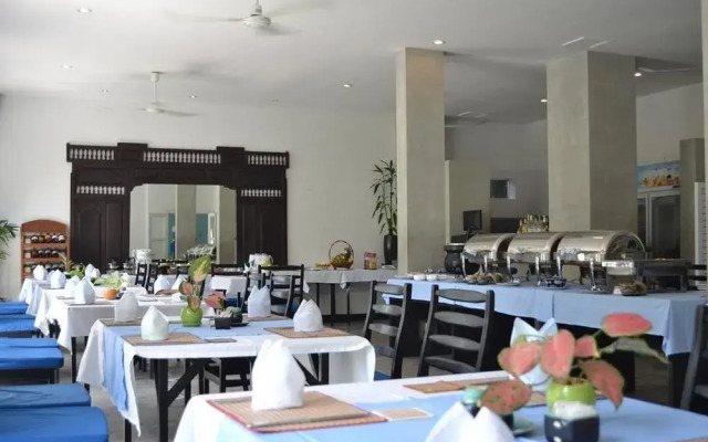 Frangipani Villa Hotel II