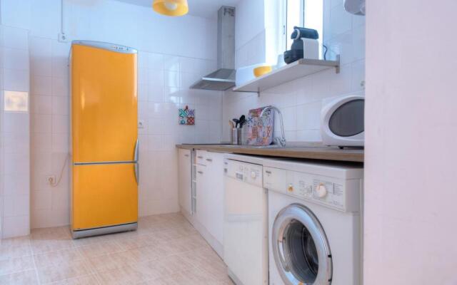 Sunny & Quiet in Historic Center