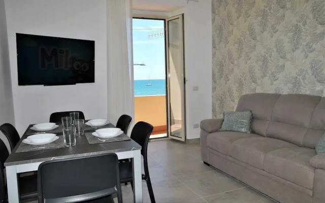 Sea Breeze Seafront Flat