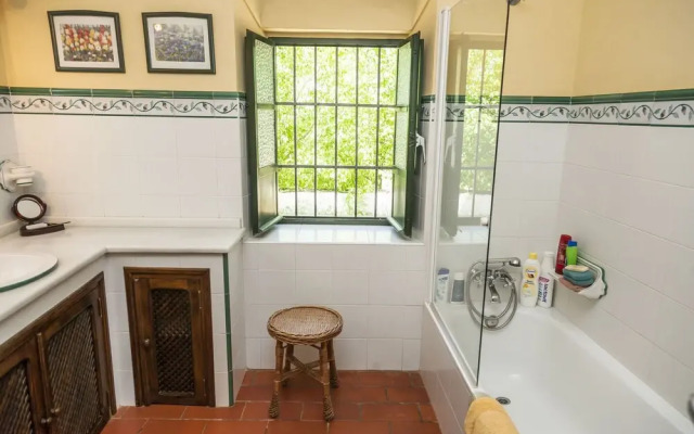 Villa La Mina Constantina Canovas