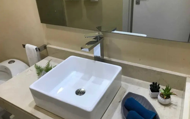 MOMA 206. Luxury Condohotel