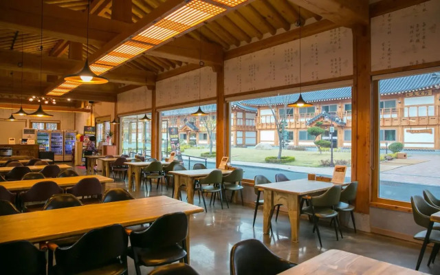 Jeonju Wangyijimil Hanok Hotel