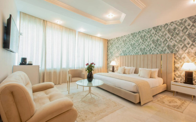The Penthouse Suites Hotel