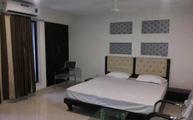 Hotel Galaxy Residency