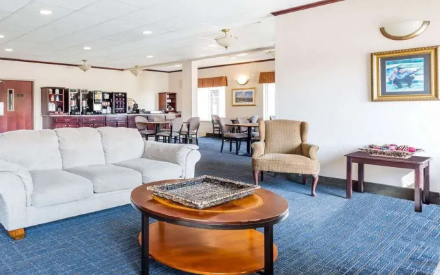 La Quinta Inn & Suites By Wyndham Augusta/Fort Eisenhower