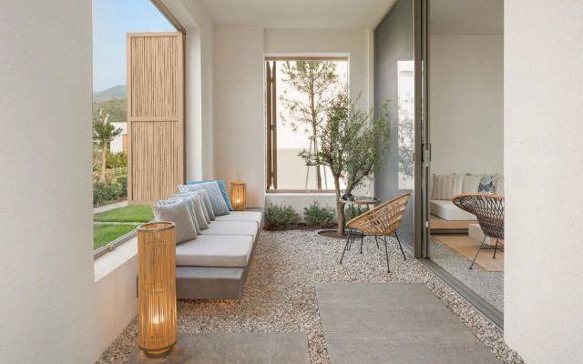 Voyage Torba and Private