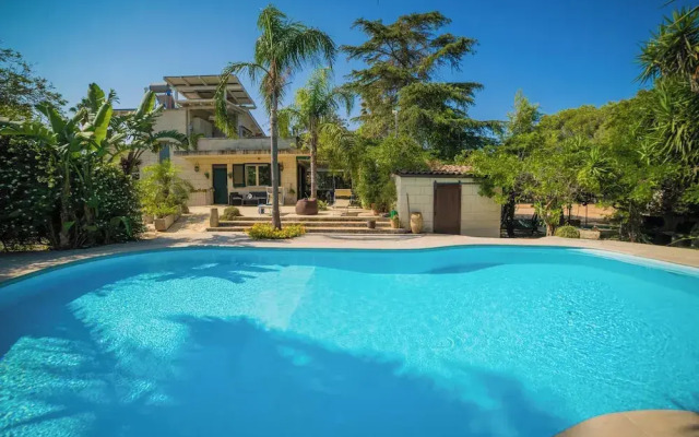 Villa Civico 32 Near The Sea With Pool