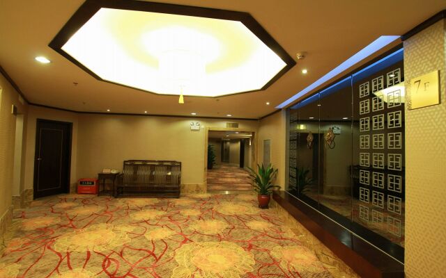 Fortune Hotel