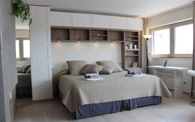 Panoramic Luxury Little Penthouse