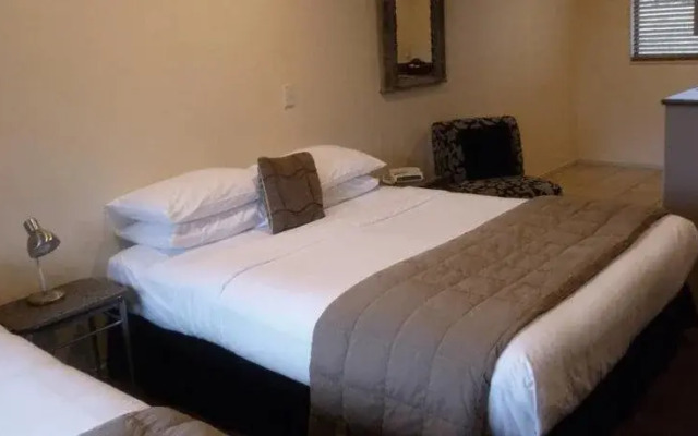Belmont Motor Lodge